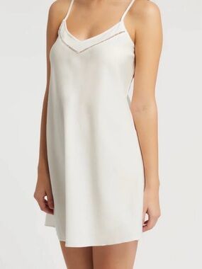 NWT Montelle Inej chemise slip dress white M adjustable  straps